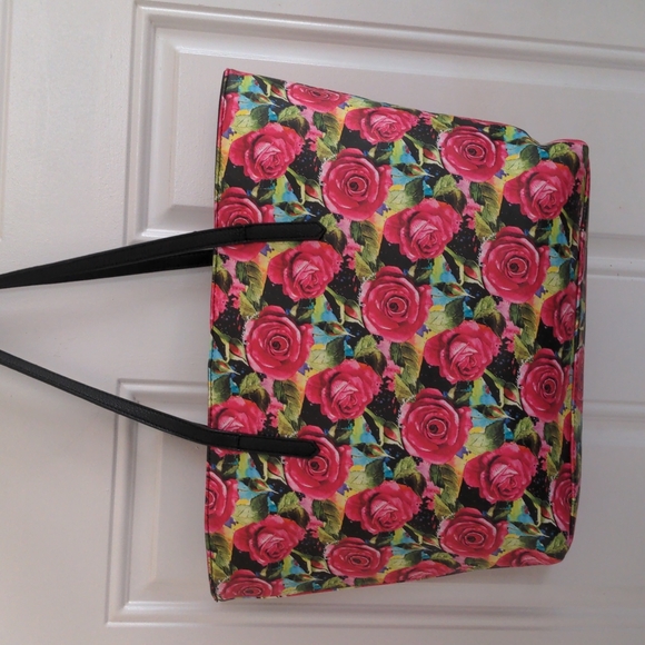 Juicy Couture Day to Date Tote - Picture 7 of 12